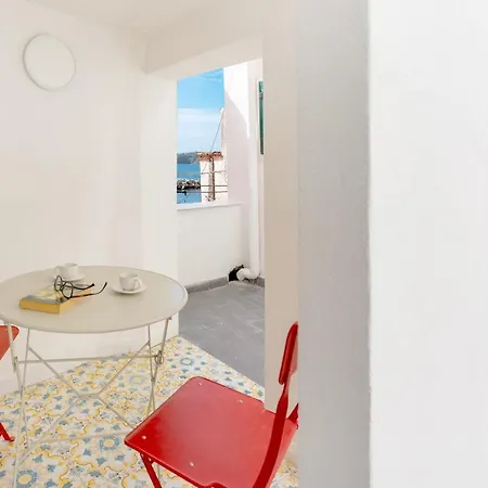 La Dependance - Gioia Apartment Procida